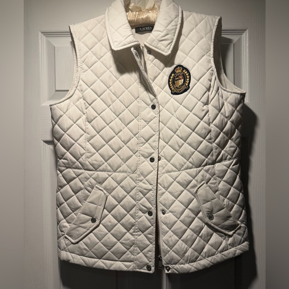 Ralph Lauren Ivory Like New Quilted vest with pockets - Picture 4 of 12